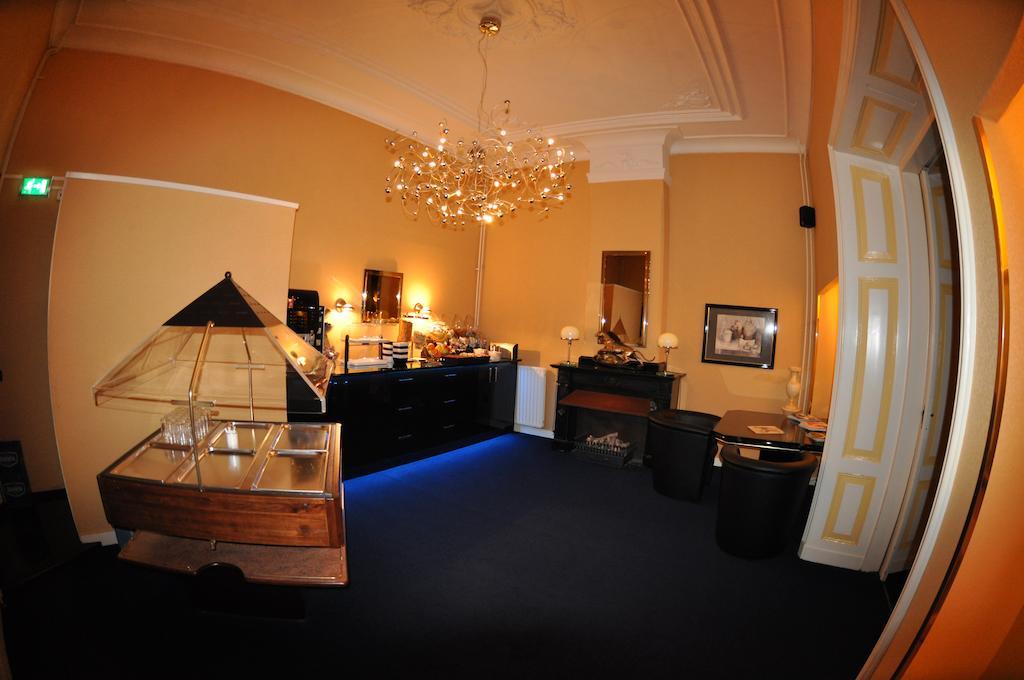 מידלבורג Budget Hotel Le Beau Rivage מראה חיצוני תמונה