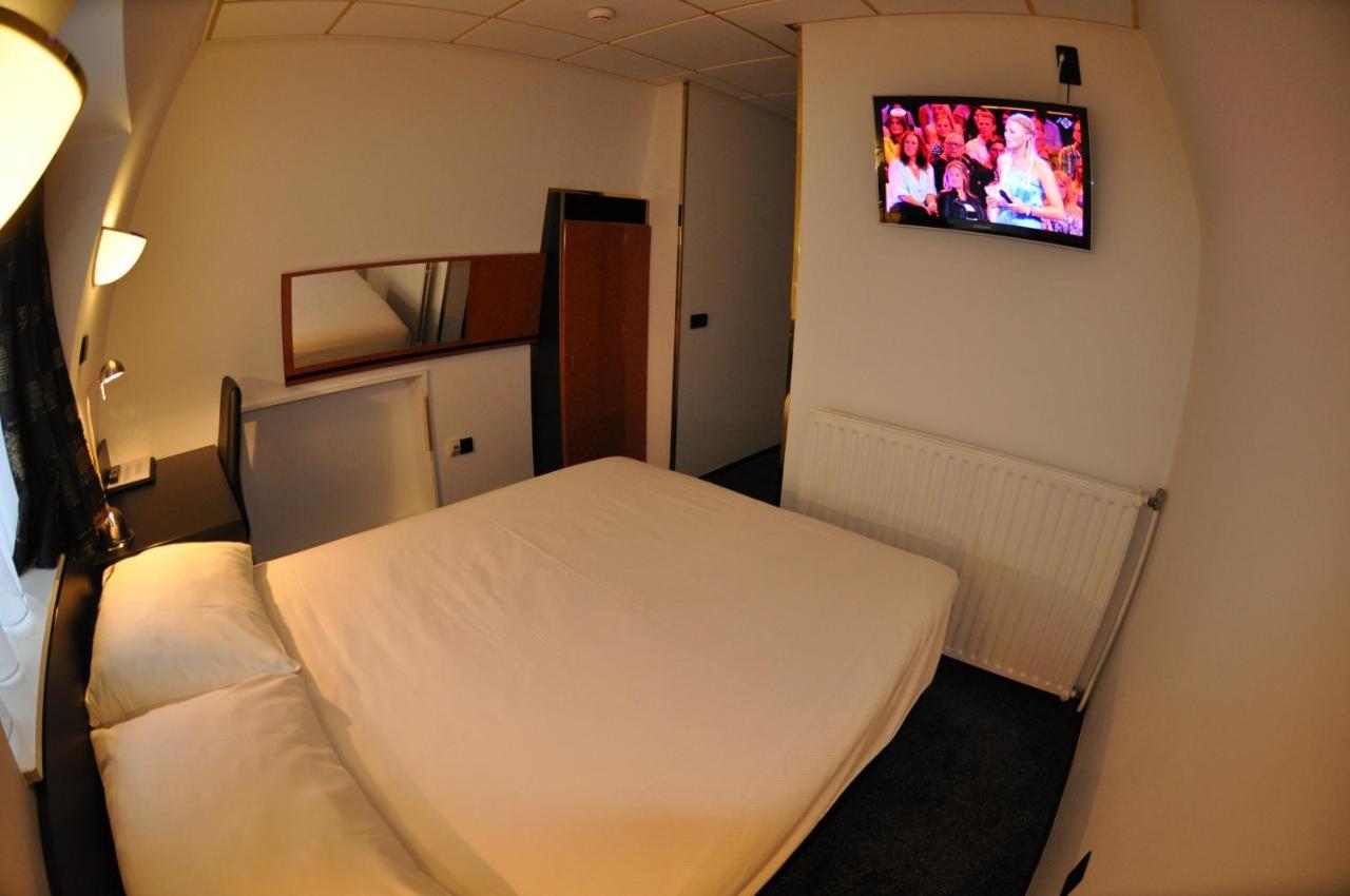 מידלבורג Budget Hotel Le Beau Rivage מראה חיצוני תמונה