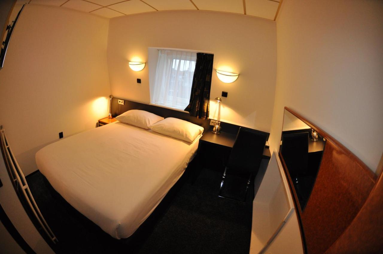 מידלבורג Budget Hotel Le Beau Rivage מראה חיצוני תמונה