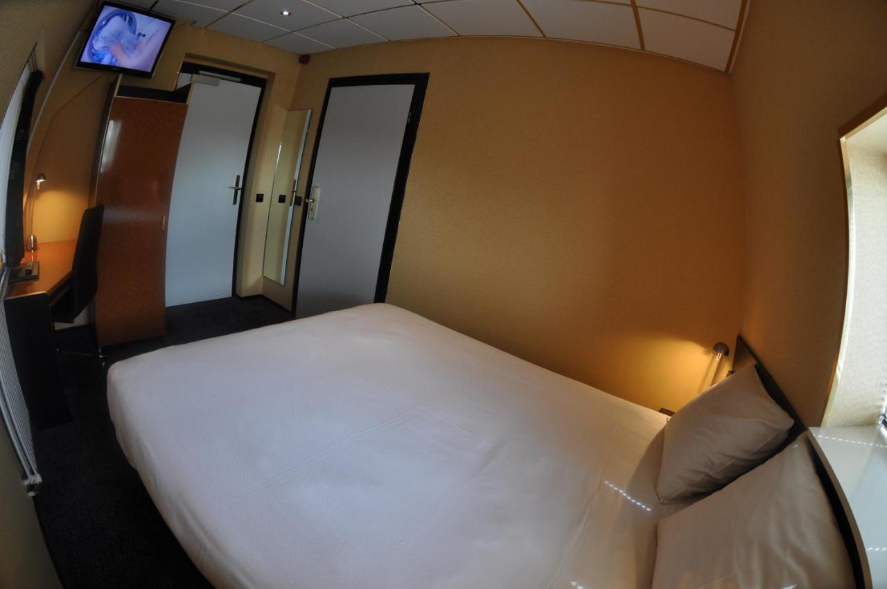 מידלבורג Budget Hotel Le Beau Rivage מראה חיצוני תמונה