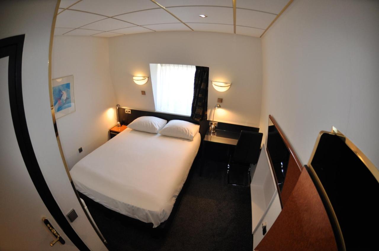 מידלבורג Budget Hotel Le Beau Rivage מראה חיצוני תמונה
