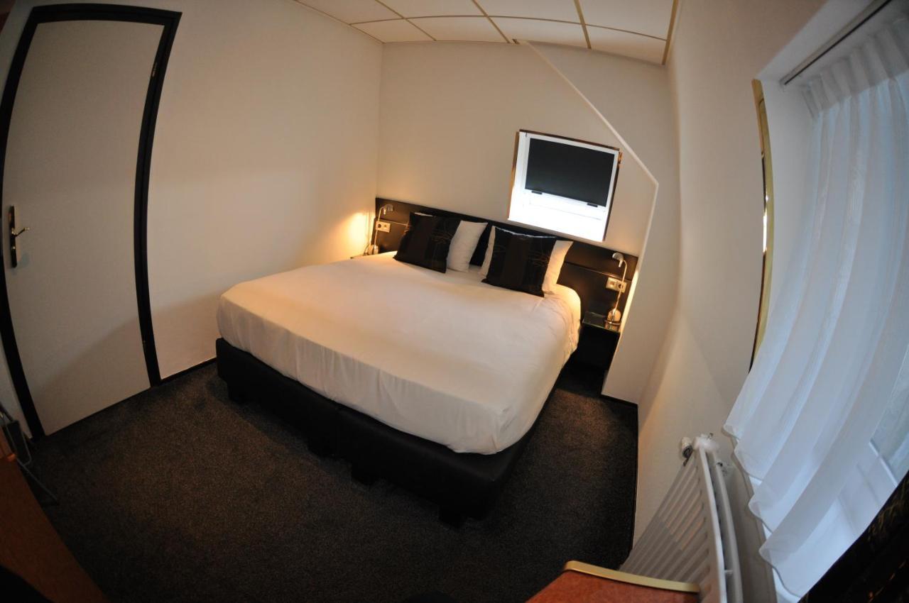 מידלבורג Budget Hotel Le Beau Rivage מראה חיצוני תמונה